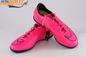 Nike Mercurial Victory roze kids (IC) voor- en zijkant (651639-660)