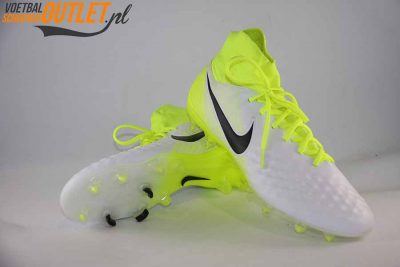 Nike Magista Orden wit geel met sok voor- en onderkant (843812-109)